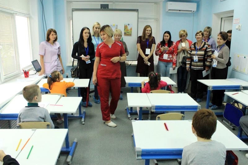 ГАУ АО «Научно-практический центр реабилитации детей «Коррекция и развитие» продолжает проведение стажировочных площадок для специалистов из регионов РФ