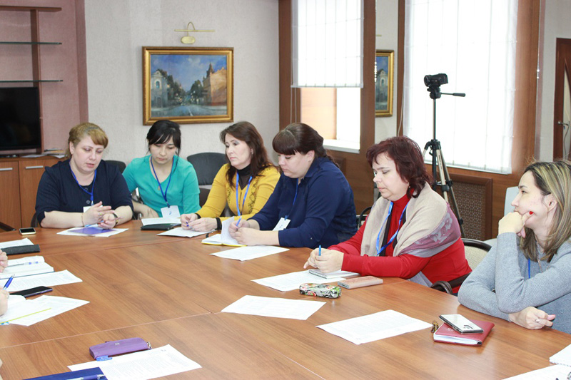 Специалисты комплексных центров социального обслуживания населения Астраханской области перенимают опыт коллег центра «Коррекция и развитие»